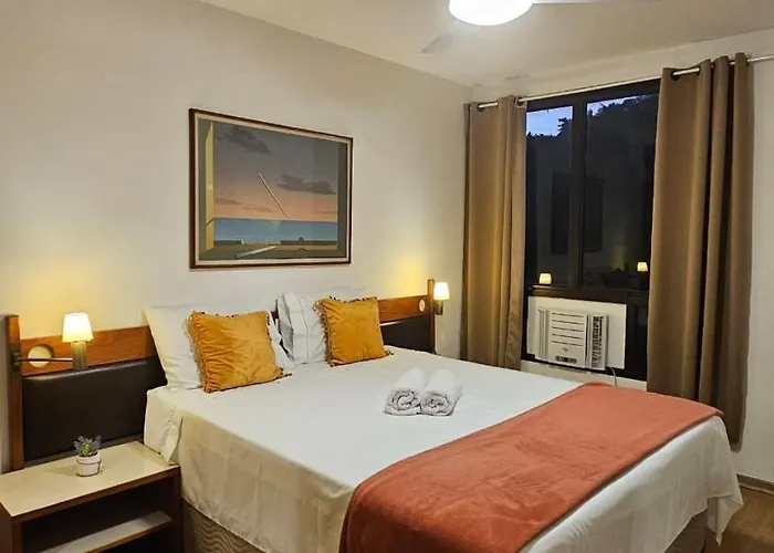 Praia, Piscina, Vista, Shopping, Tudo Junto Em Um So Lugar. Quarto E Sala Mais Do Perfeito.